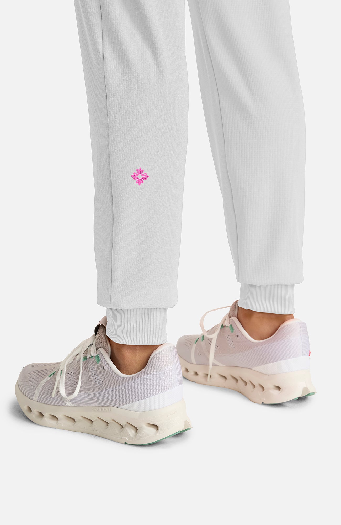 MEDCOUTURE - Mid Rise Jogger - Ebony Store